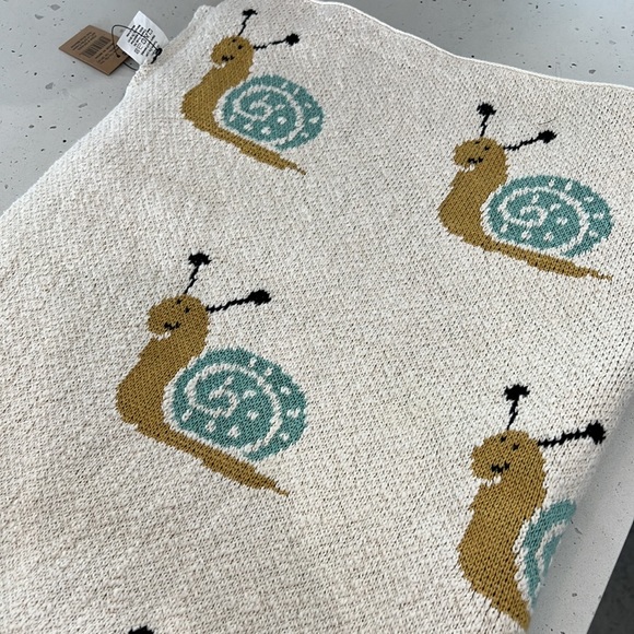 Snail Blanket - Picture 6 of 6